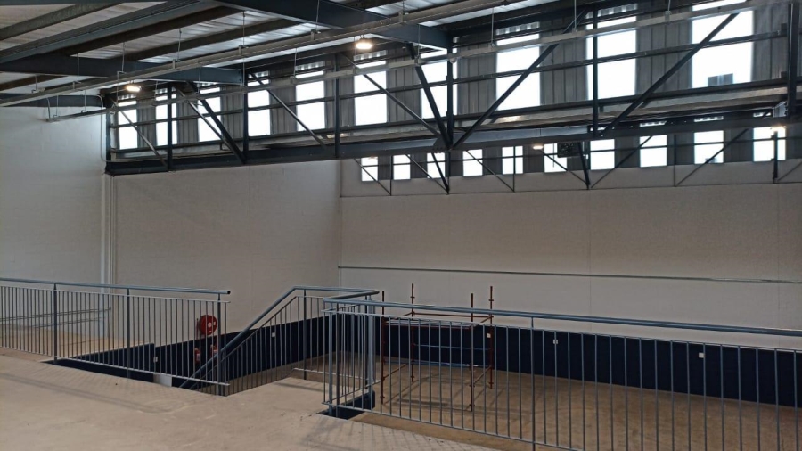 To Let commercial Property for Rent in Retreat Western Cape